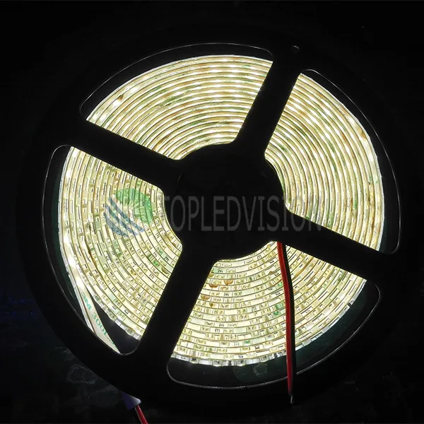 240LEDs/M 22-24lm/LED New High Bright SMD2835 Flexible LED Strip Light