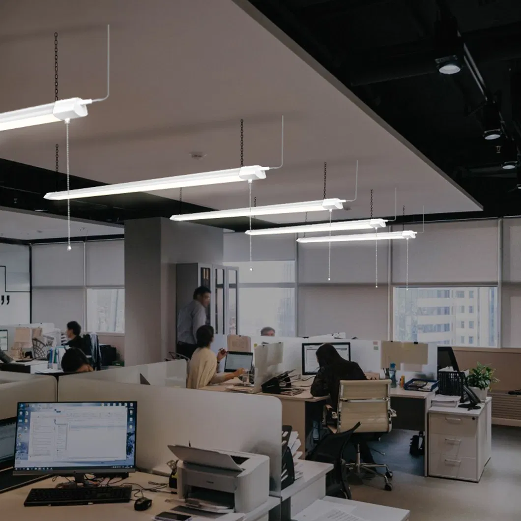 China Manufacturer CE Certificated 57W LED Track Light Shop Light